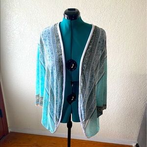 Super cute kimono style top.  No tags XL